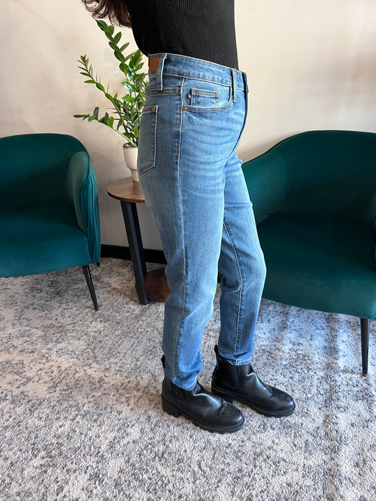 High Waisted Slim Fit Jeans - Judy Blue